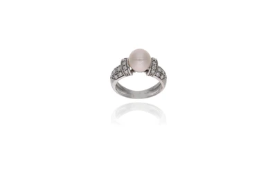 Anello con perla coltivata e diamanti - Asta preziosi Anello con perla coltivata e diamanti - Asta preziosi