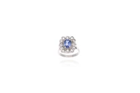 Anello con diamanti e pietra - Asta preziosi Anello con diamanti e pietra - Asta preziosi