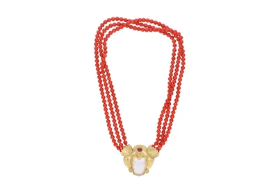 Collana di coralli con pietra e rubino - Asta preziosi Collana di coralli con pietra e rubino - Asta preziosi