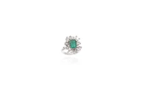 Anello con smeraldo e diamanti - Asta Preziosi Anello con smeraldo e diamanti - Asta Preziosi