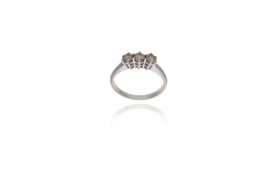Anello con diamanti - Asta Preziosi Anello con diamanti - Asta Preziosi