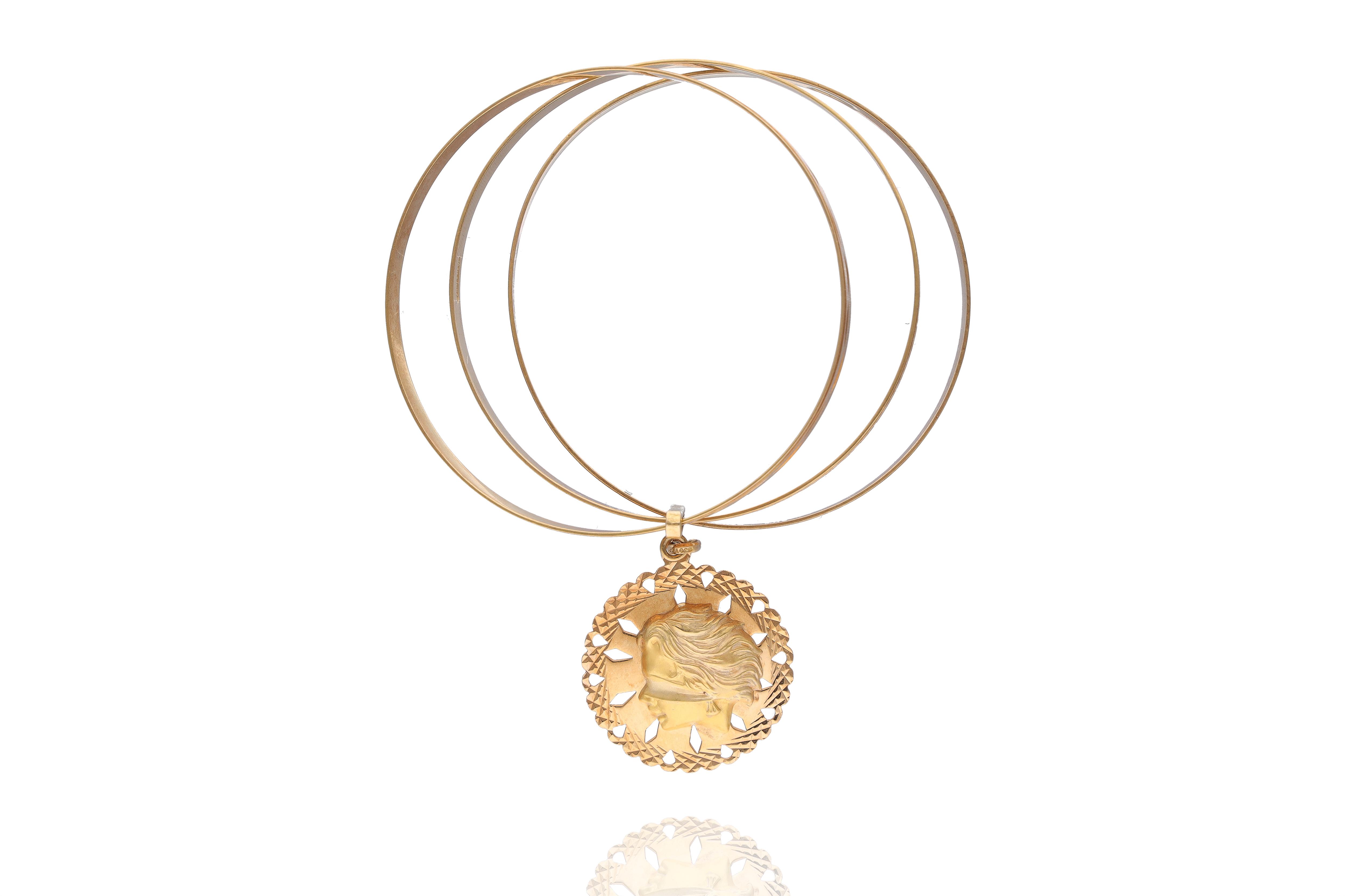 Bracciale con pendente in oro - Asta Preziosi