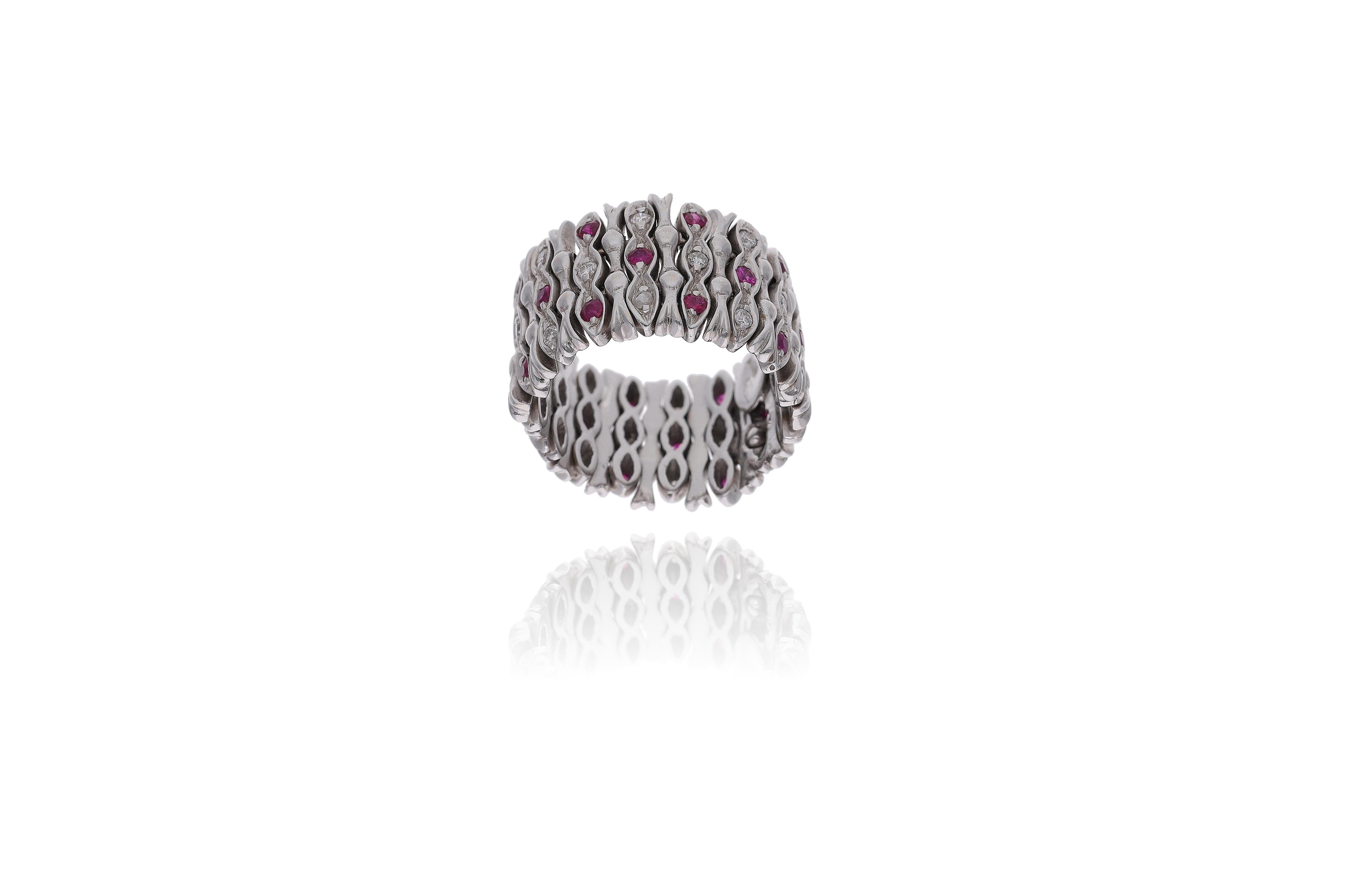 Anello con diamanti, rubini e pietre - Asta Preziosi