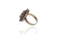 Anello con smeraldi, zaffiro, diamanti e pietre - Asta Preziosi
