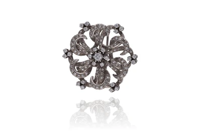 Spilla con diamanti - Asta Preziosi Spilla con diamanti - Asta Preziosi