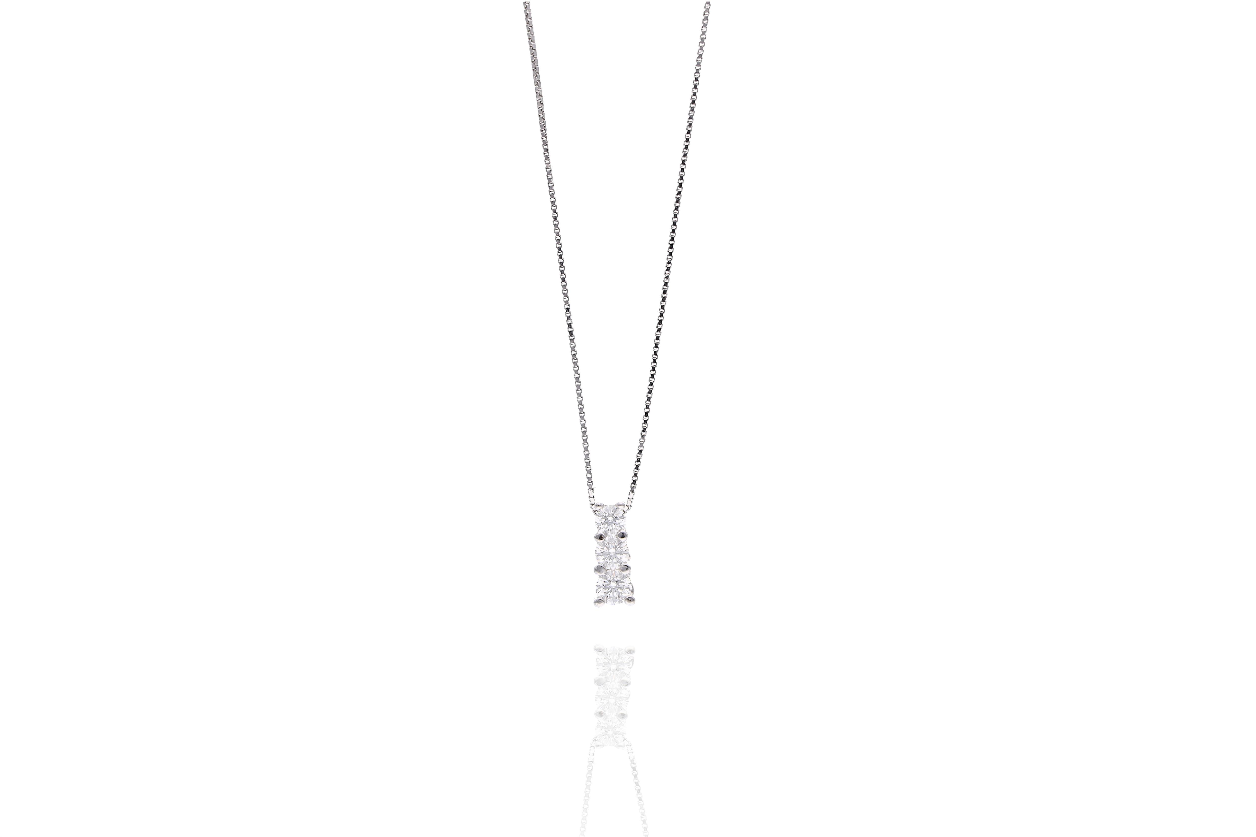 Collana con pendente con diamanti - Asta Preziosi
