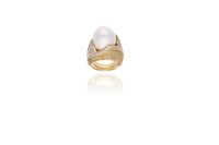 Anello con perla coltivata, diamanti e zaffiri gialli - Asta Preziosi Anello con perla coltivata, diamanti e zaffiri gialli - Asta Preziosi