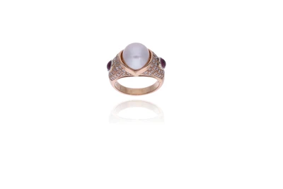 Anello con diamanti, perla coltivata e rubini - Asta Preziosi Anello con diamanti, perla coltivata e rubini - Asta Preziosi