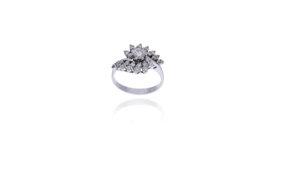 Anello con diamanti - Asta Preziosi