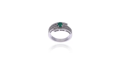 Anello con smeraldo e diamanti - Asta Preziosi Anello con smeraldo e diamanti - Asta Preziosi