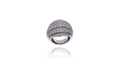 Anello con diamanti e una pietra - Asta Preziosi