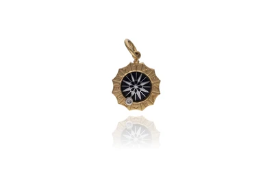 Ciondolo con smalti e diamante - Asta Preziosi