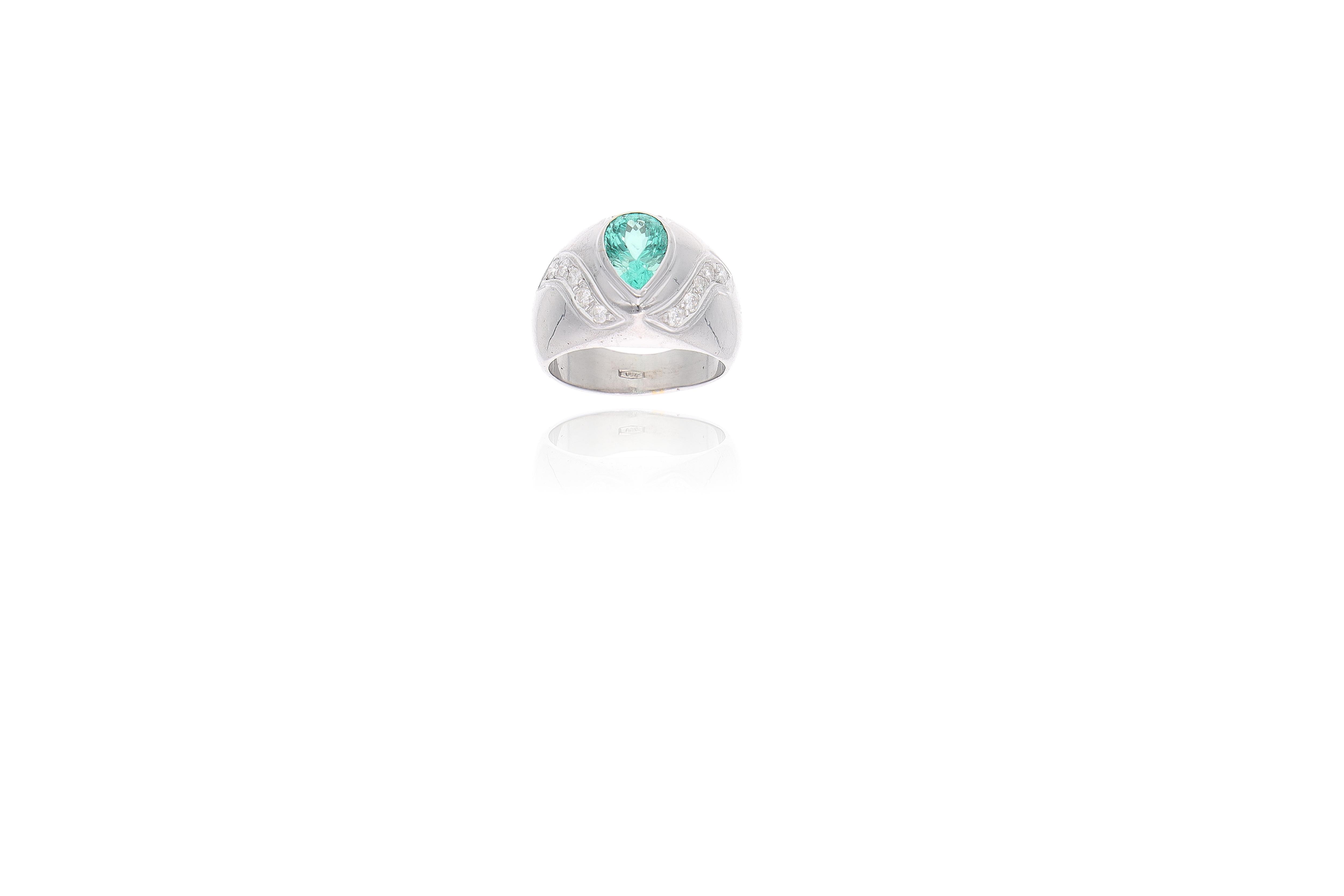 Anello con diamanti e pietra - Asta Preziosi