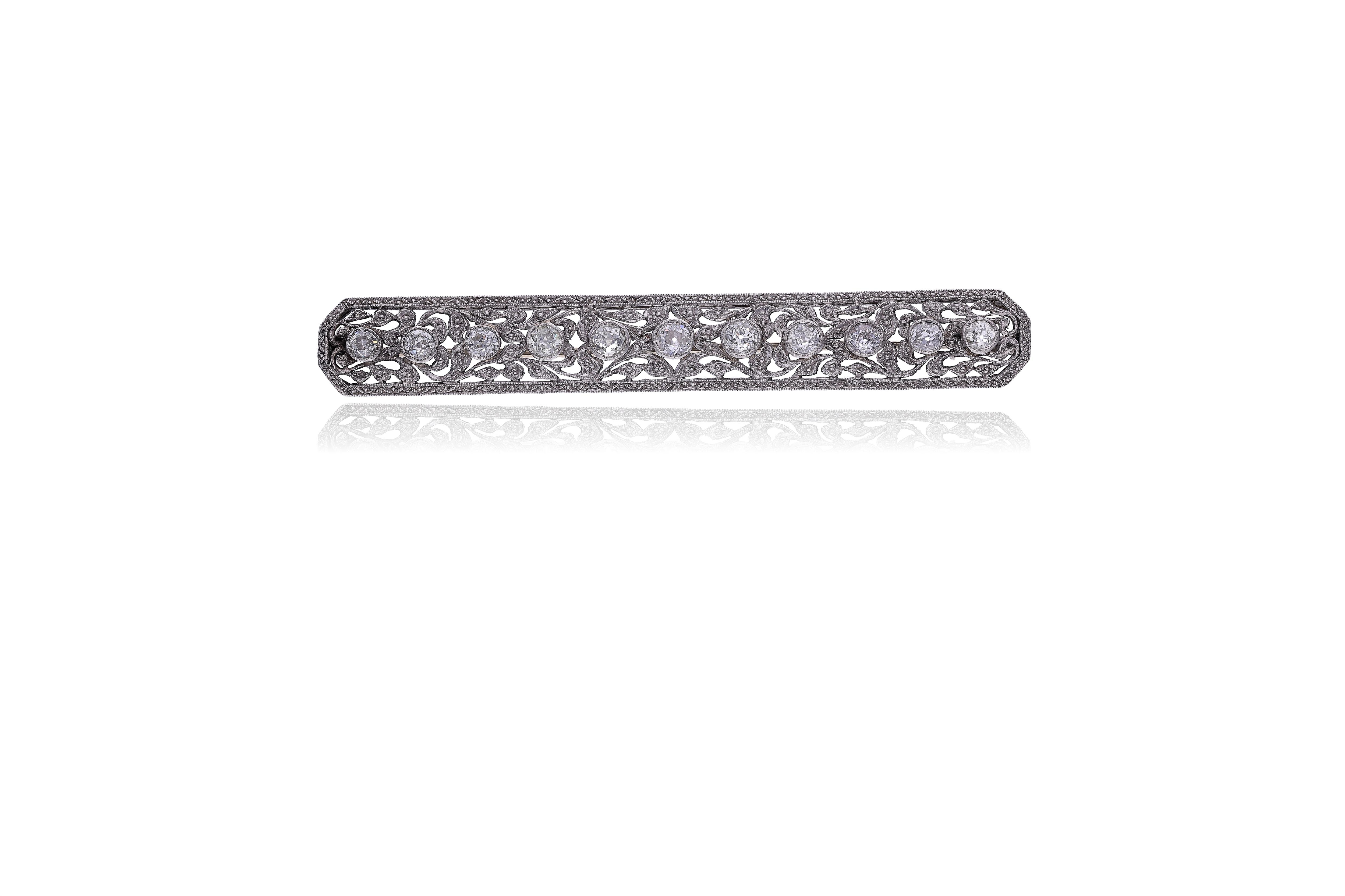 Spilla con diamanti - Asta Preziosi