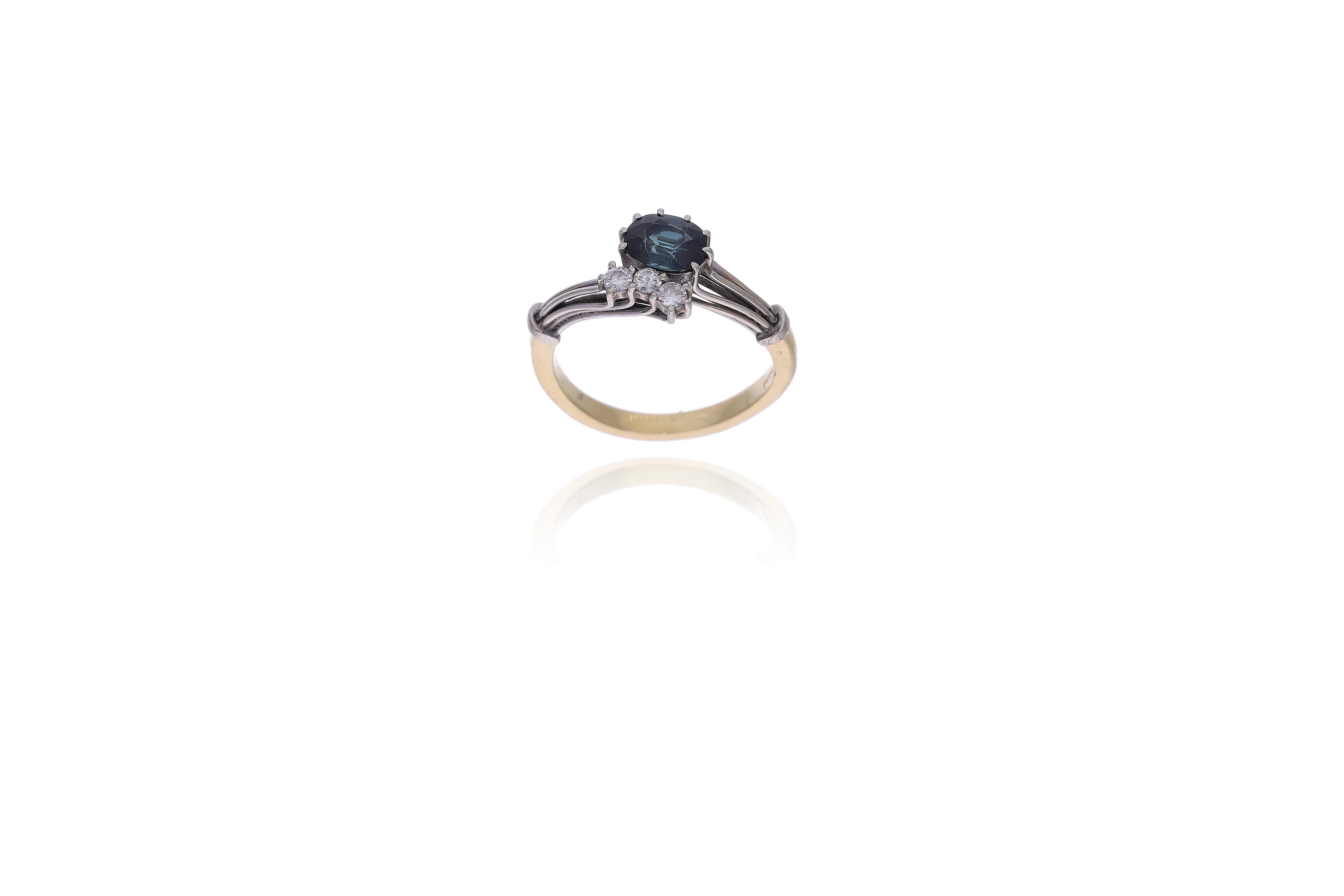 Anello con diamanti e zaffiro - Asta Preziosi