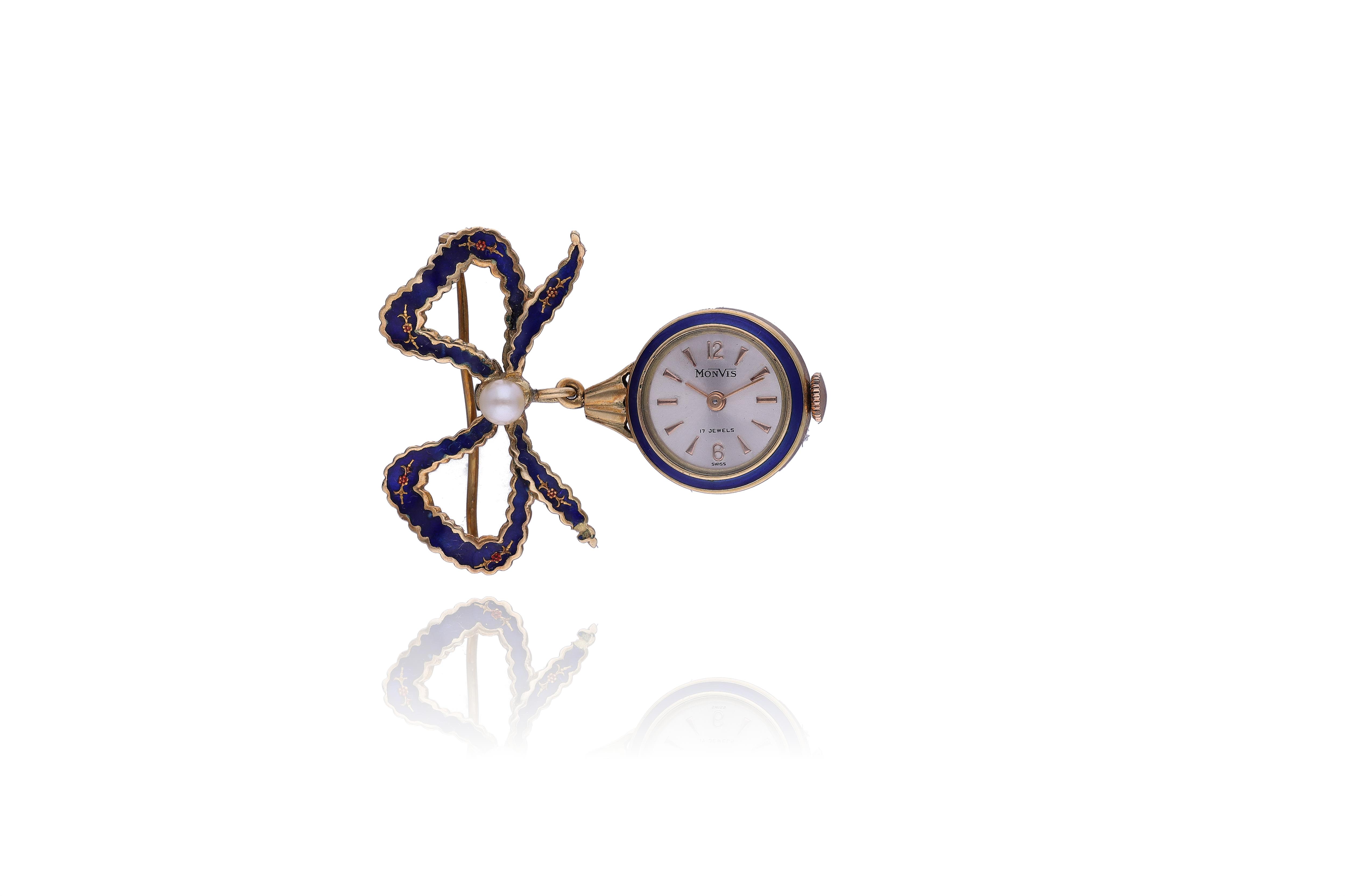 Spilla con orologio, smalti e perla coltivata - Asta Preziosi