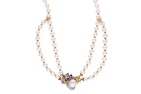 Collana di perle coltivate con diamanti, zaffiri, rubini, smeraldo e pietre - Asta Preziosi