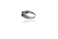 Anello con tormalina rossa e diamanti - Asta Preziosi Anello con tormalina rossa e diamanti - Asta Preziosi