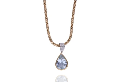Collana e ciondolo con diamanti e acquamarina - Asta Preziosi Collana e ciondolo con diamanti e acquamarina - Asta Preziosi