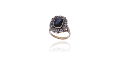 Anello con diamanti e pietra - Asta Preziosi Anello con diamanti e pietra - Asta Preziosi