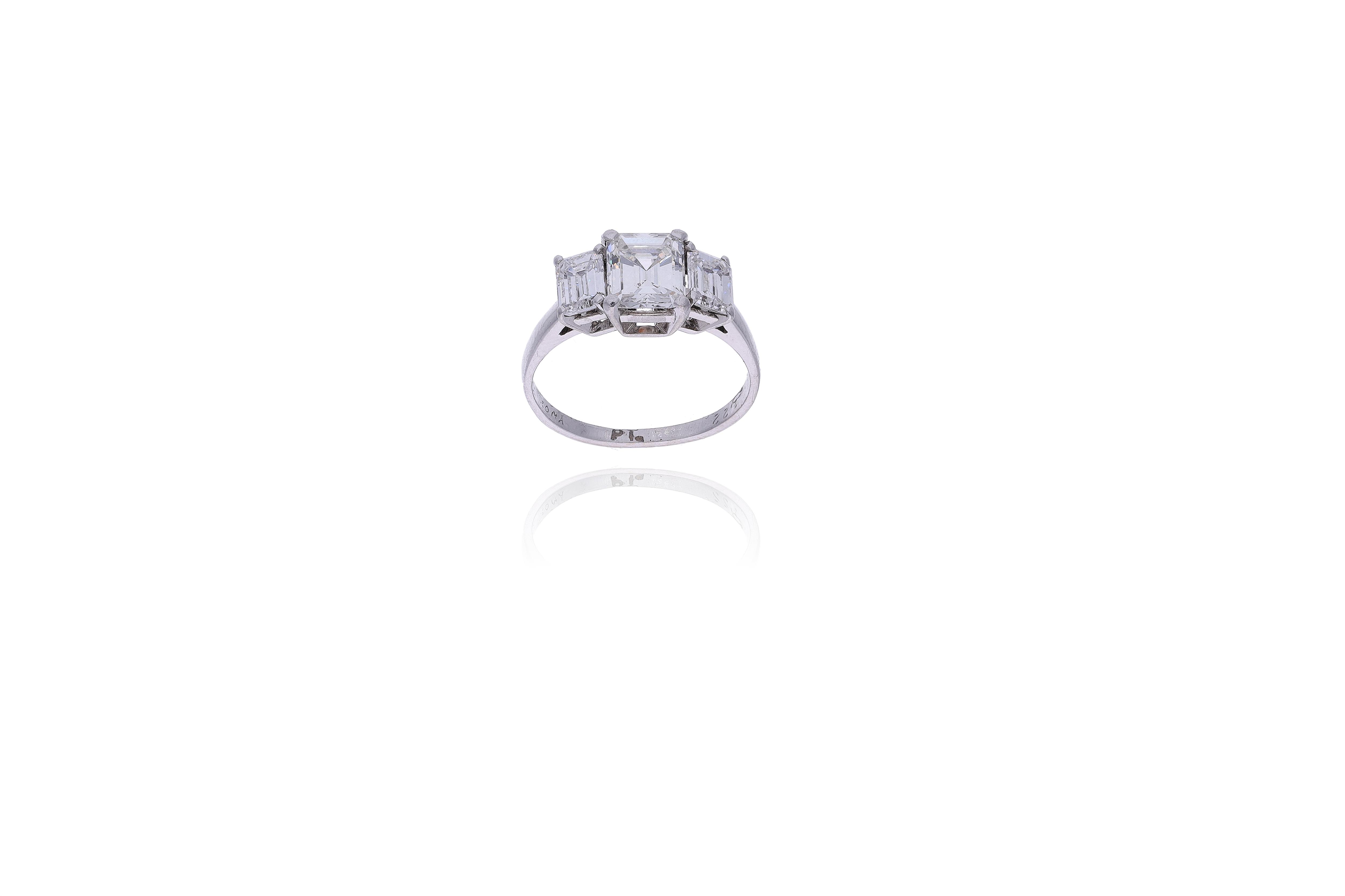 Ventrella anello con diamanti - Asta Preziosi