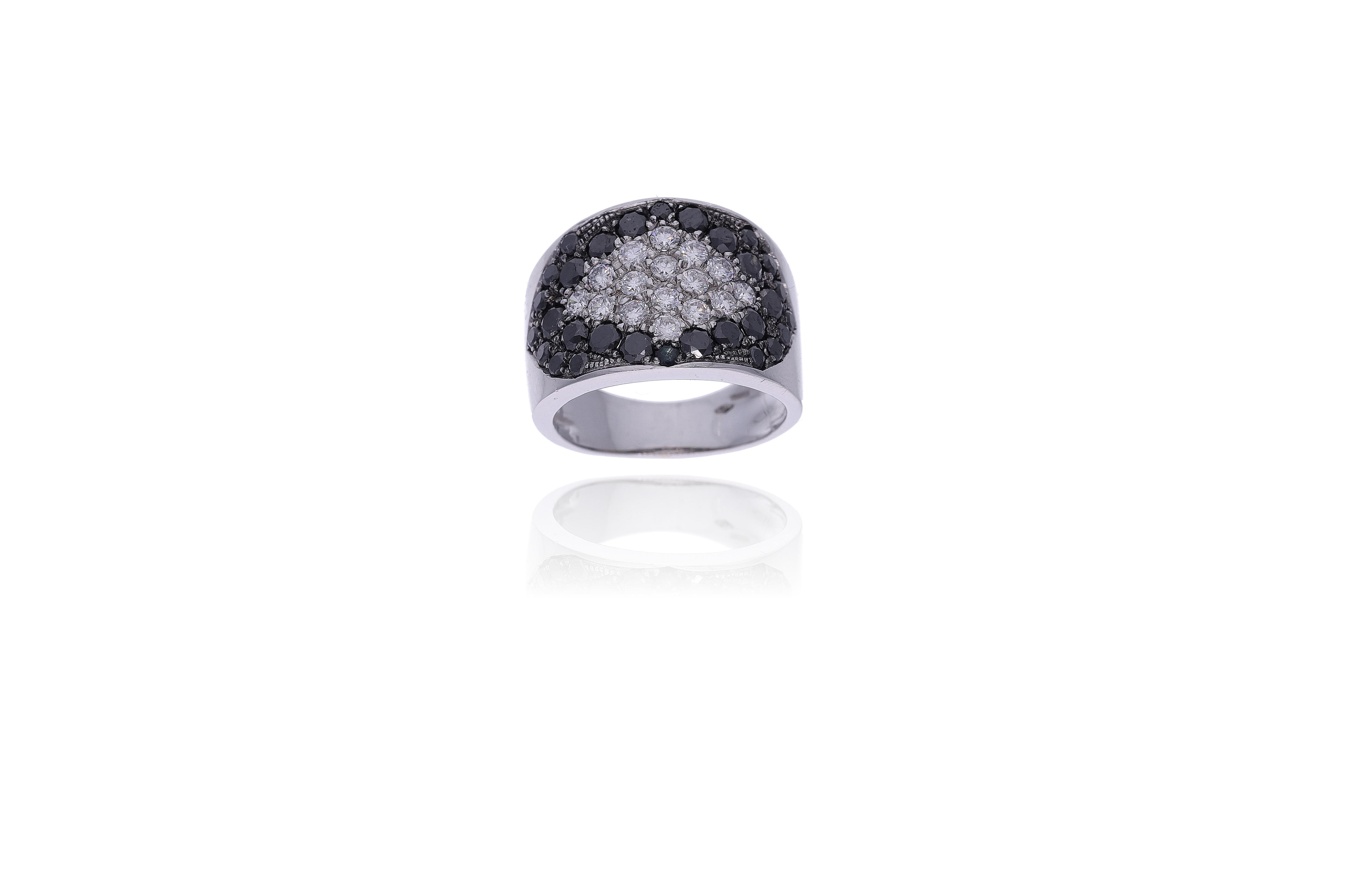 Anello con diamanti e diamanti neri - Asta Preziosi
