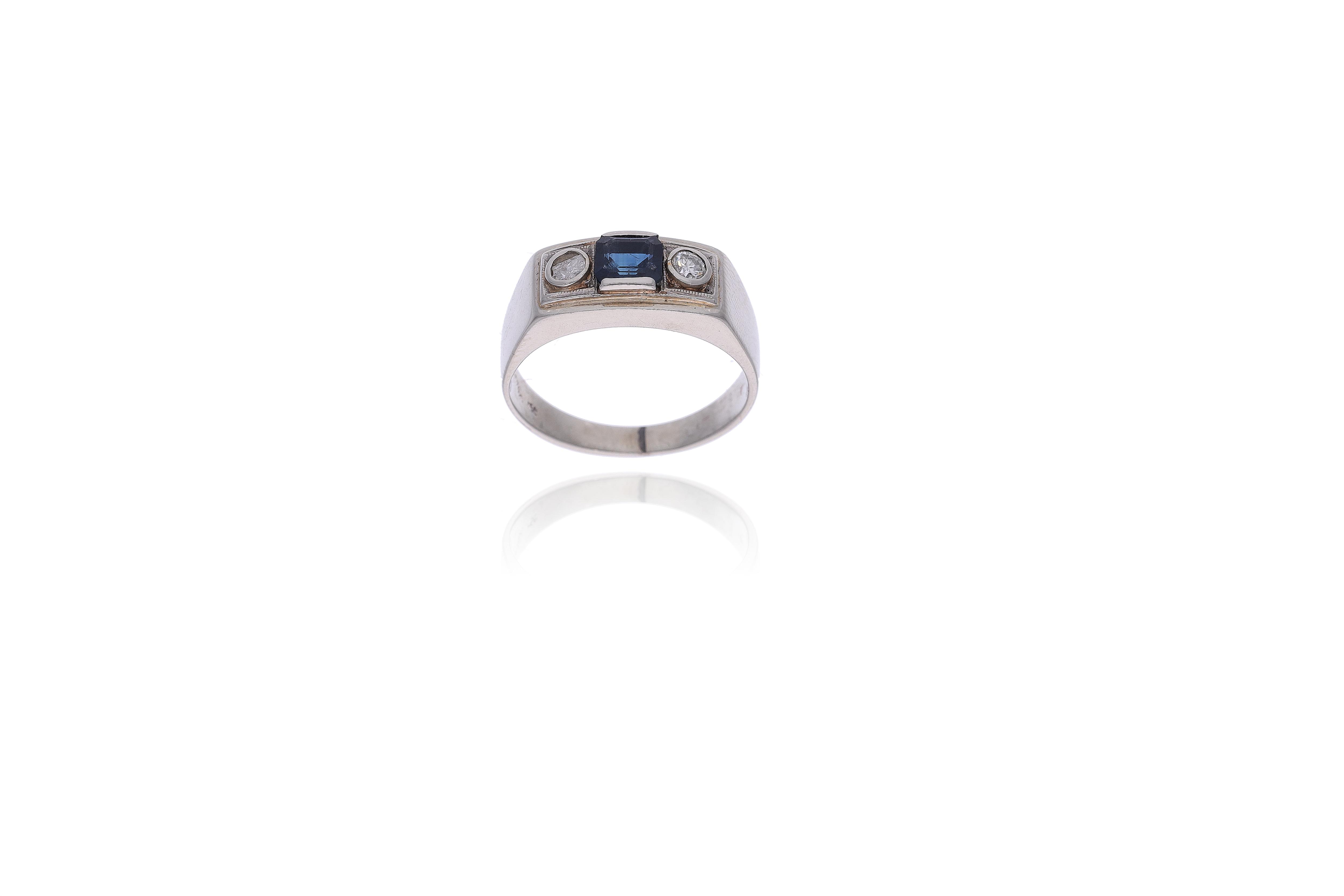 Anello con diamanti e zaffiro - Asta Preziosi
