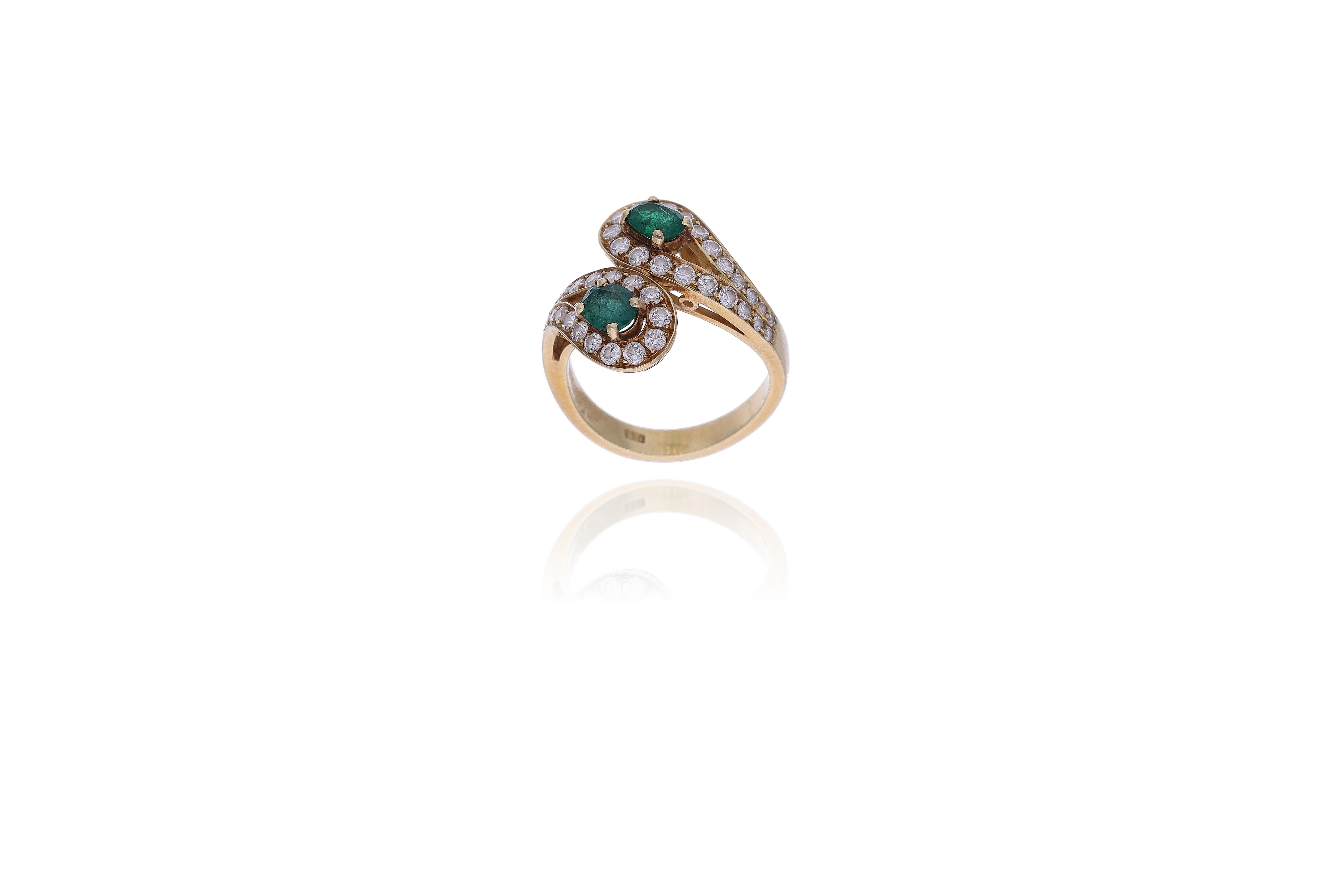 Anello con smeraldi e diamanti - Asta Preziosi