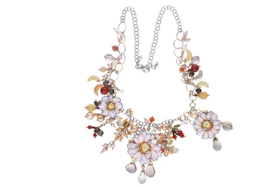 Rivalta, collana con smalti, diamanti, perle coltivate, tormaline, calcedoni, quarzi e pietre - Asta Preziosi Rivalta, collana con smalti, diamanti, perle coltivate, tormaline, calcedoni, quarzi e pietre - Asta Preziosi