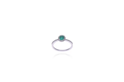 Anello con smeraldo e diamanti - Asta Preziosi Anello con smeraldo e diamanti - Asta Preziosi