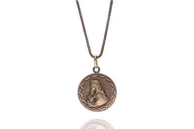 Collana e ciondolo in oro - Asta Preziosi Collana e ciondolo in oro - Asta Preziosi