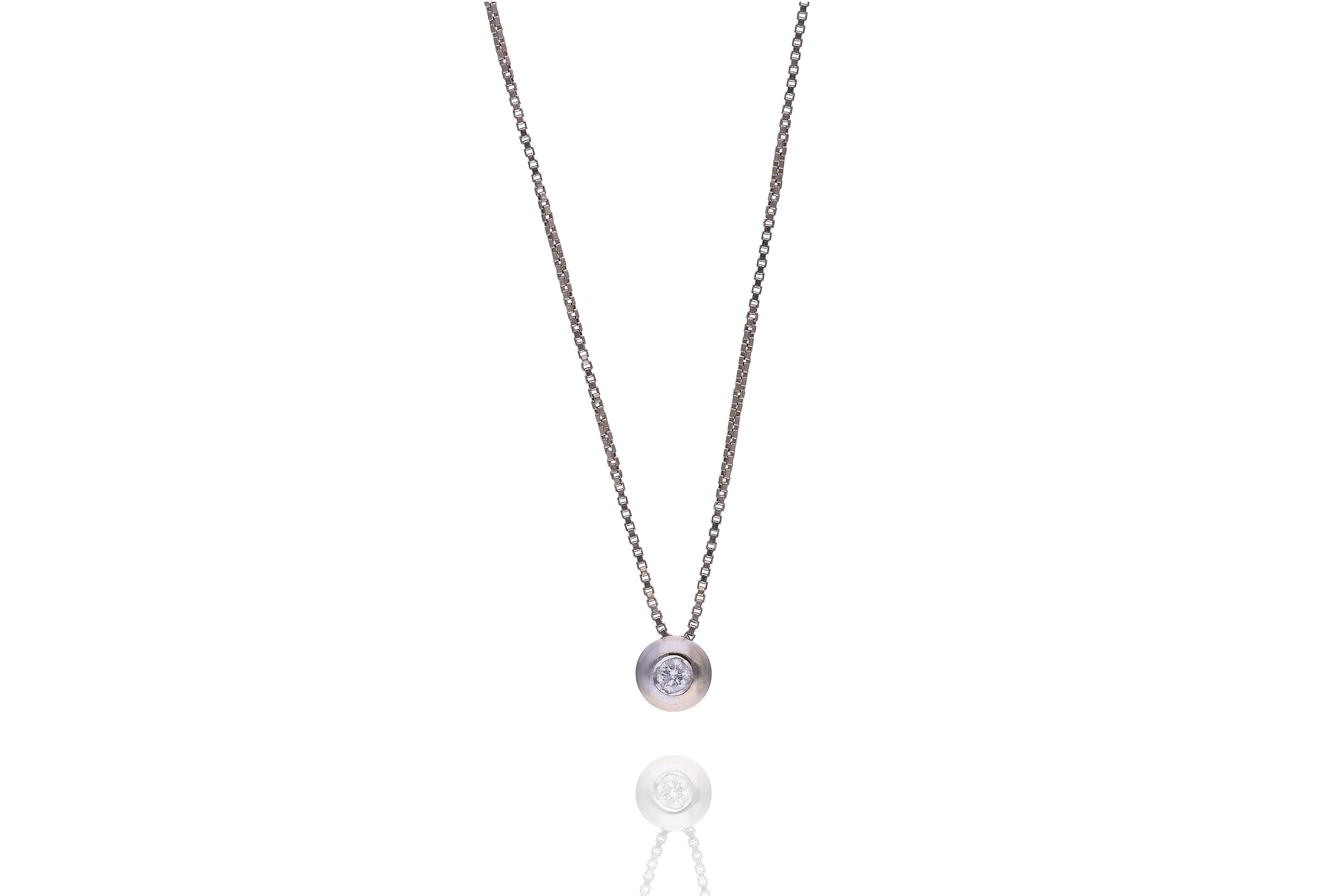 Collana con pendente con diamante - Asta Preziosi