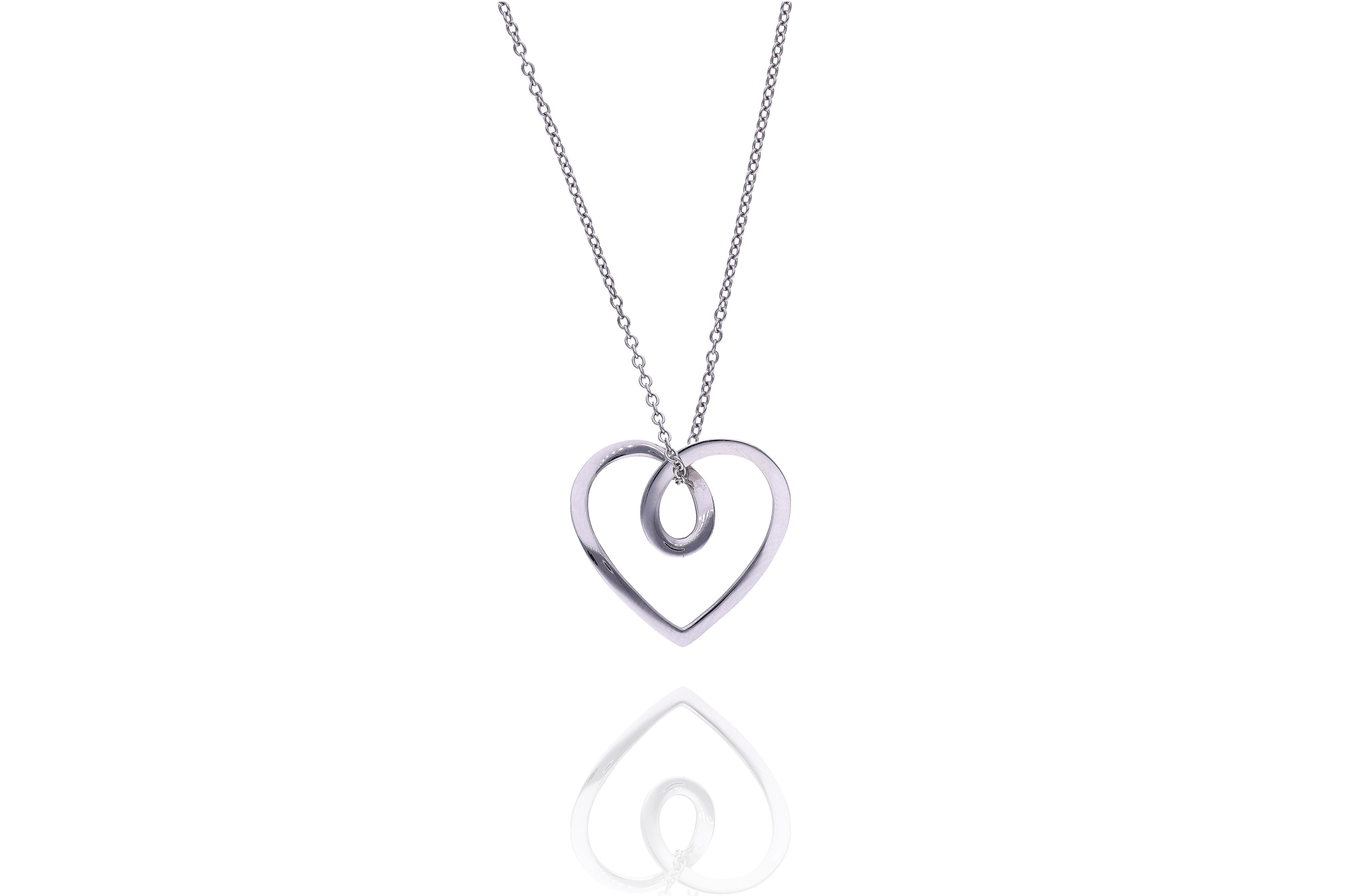 Collana con ciondolo in oro - Asta Preziosi