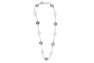 Collana con perle coltivate e oro - Asta Preziosi Collana con perle coltivate e oro - Asta Preziosi
