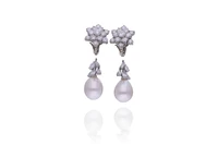 Orecchini con perle coltivate e diamanti - Asta Preziosi Orecchini con perle coltivate e diamanti - Asta Preziosi