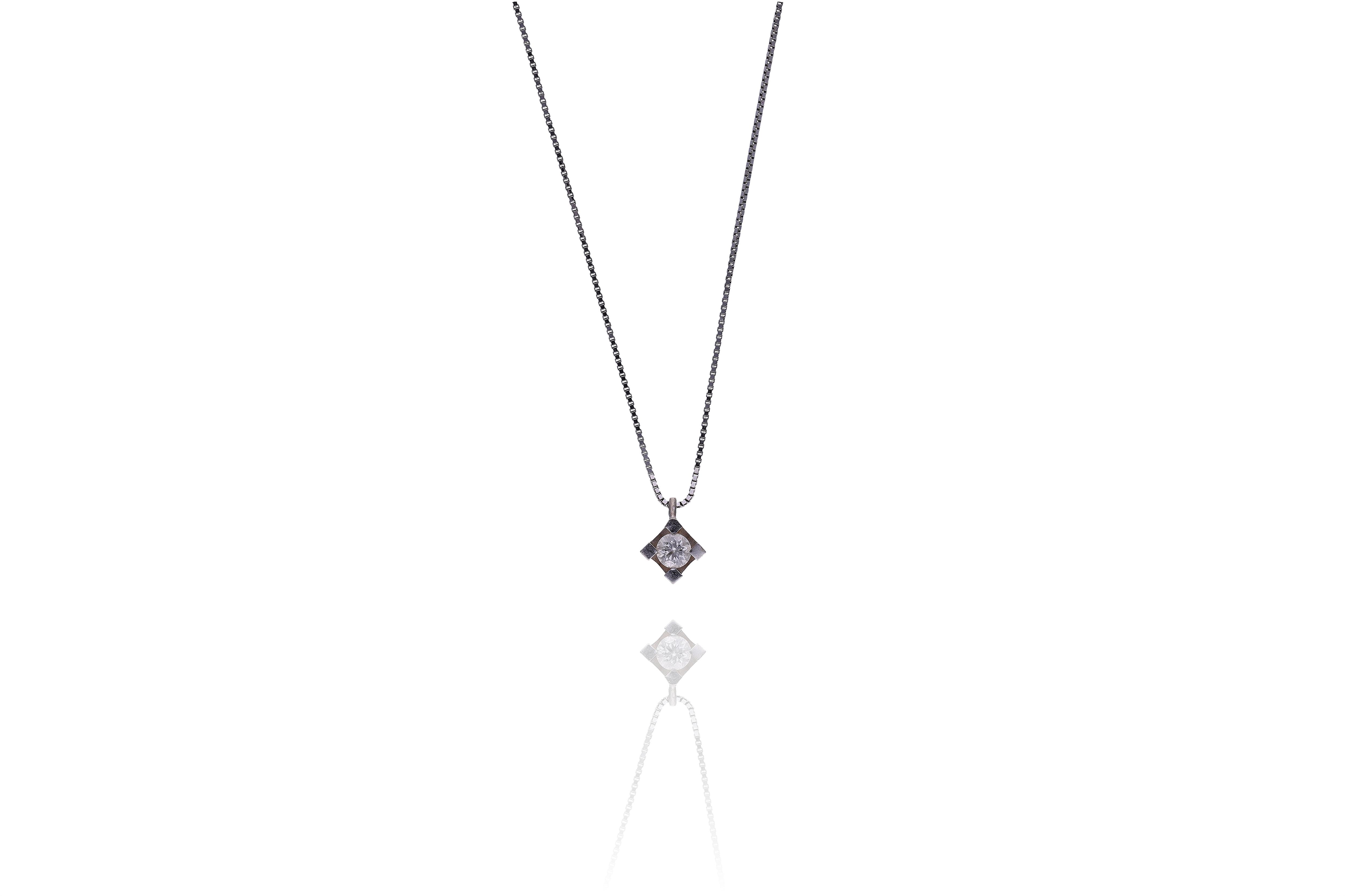 Collana con diamante - Asta Preziosi