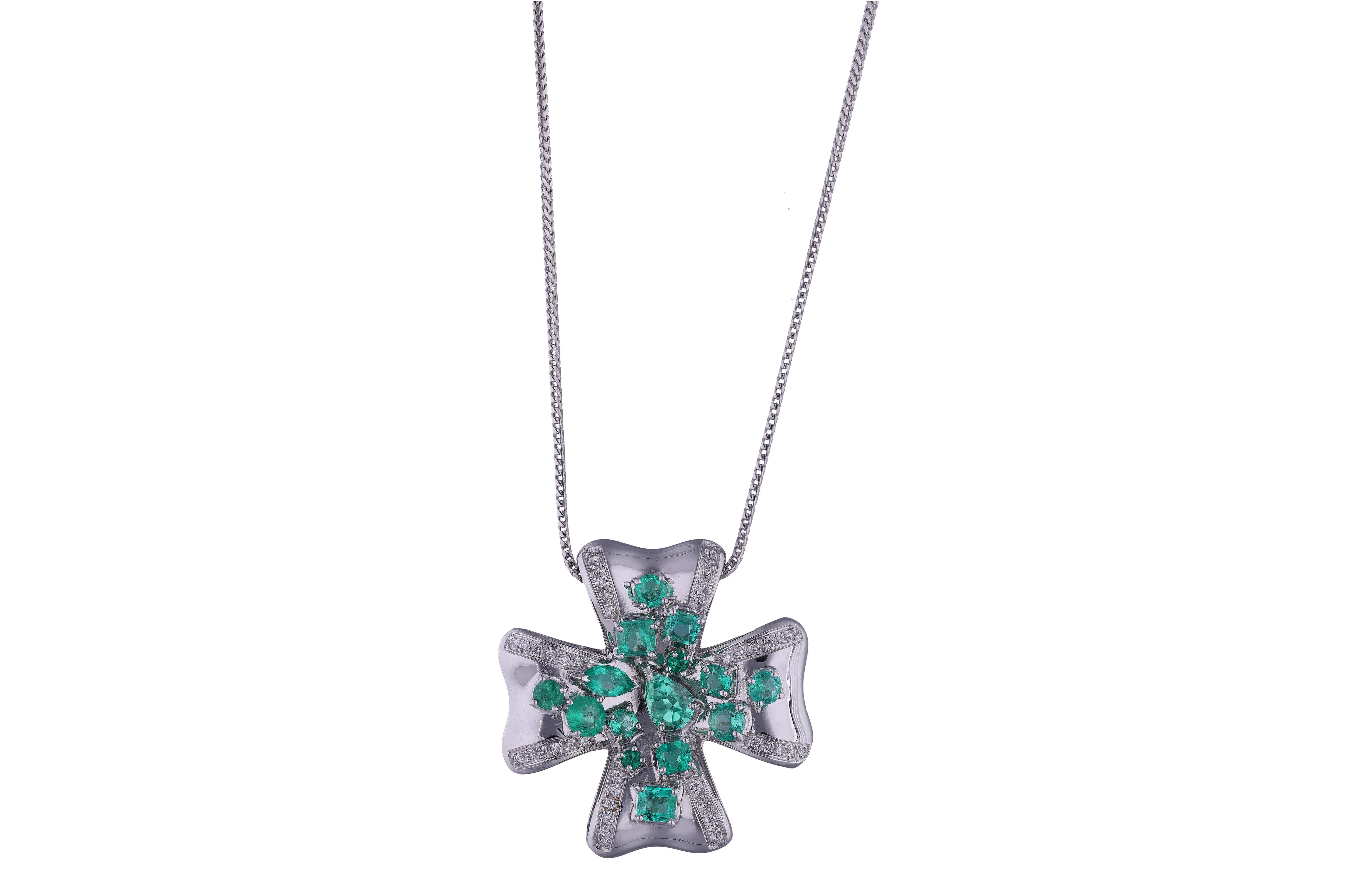 Collana con pendente con smeraldi e diamanti - Asta Preziosi