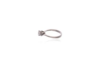 Anello con diamante - Asta Preziosi Anello con diamante - Asta Preziosi