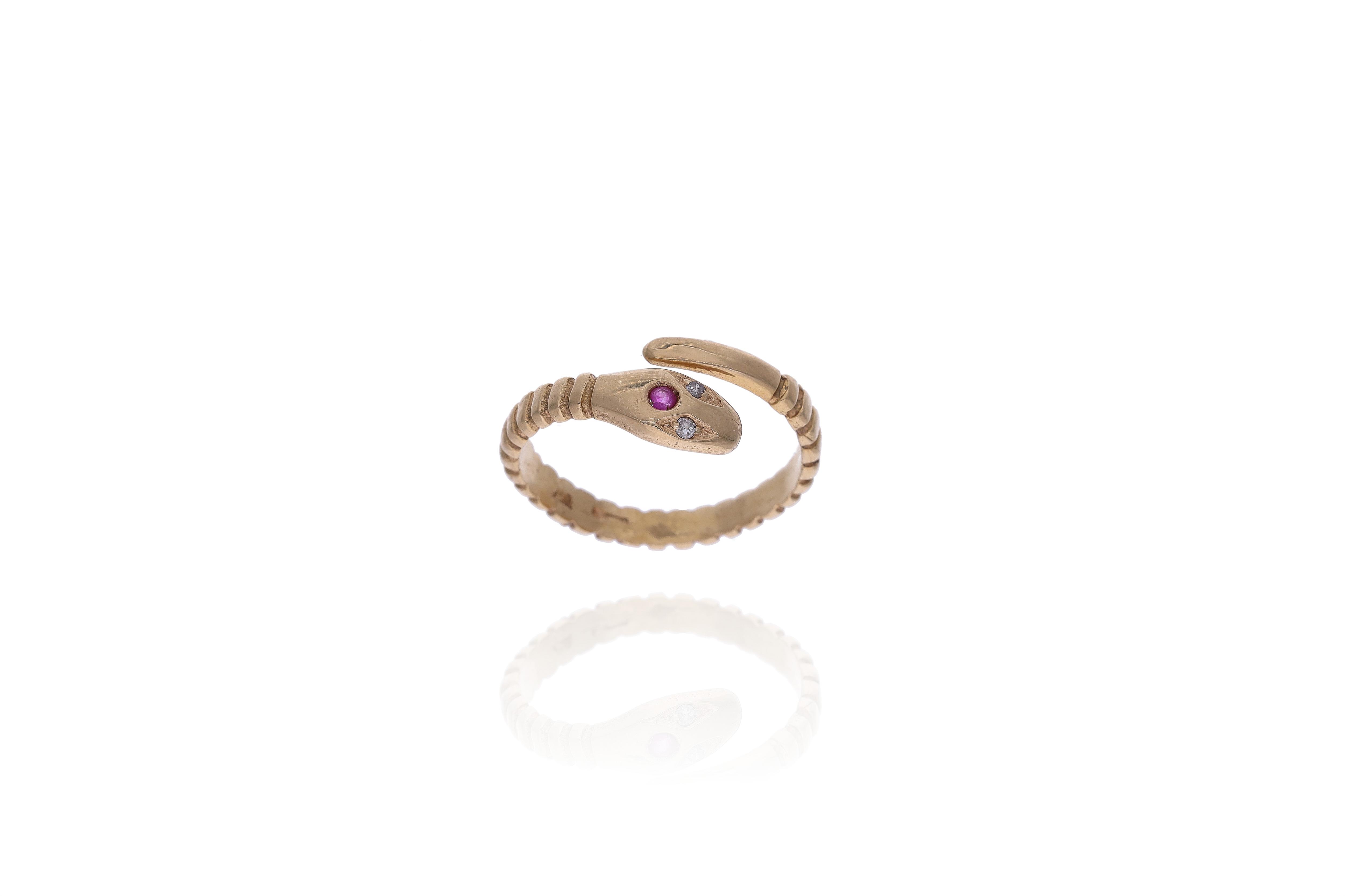 Anello in oro - Asta Preziosi