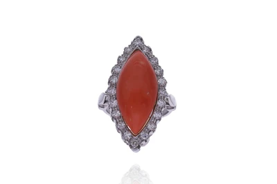 Anello con diamanti e corallo - Asta Preziosi Anello con diamanti e corallo - Asta Preziosi