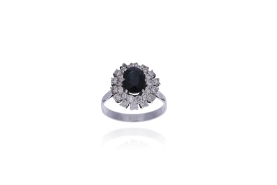Anello con diamanti e zaffiro - Asta Preziosi Anello con diamanti e zaffiro - Asta Preziosi