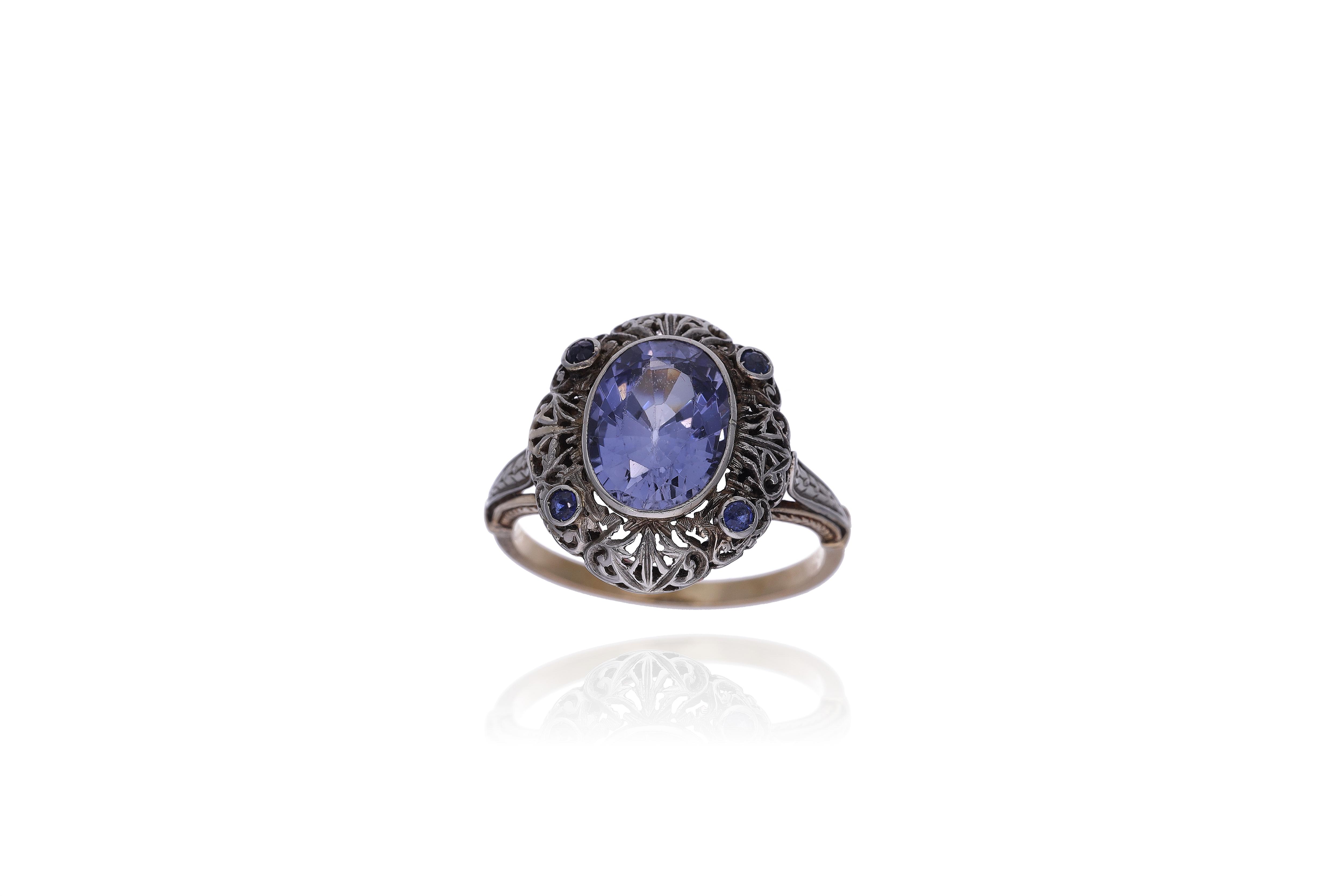 Anello con pietre - Asta Preziosi
