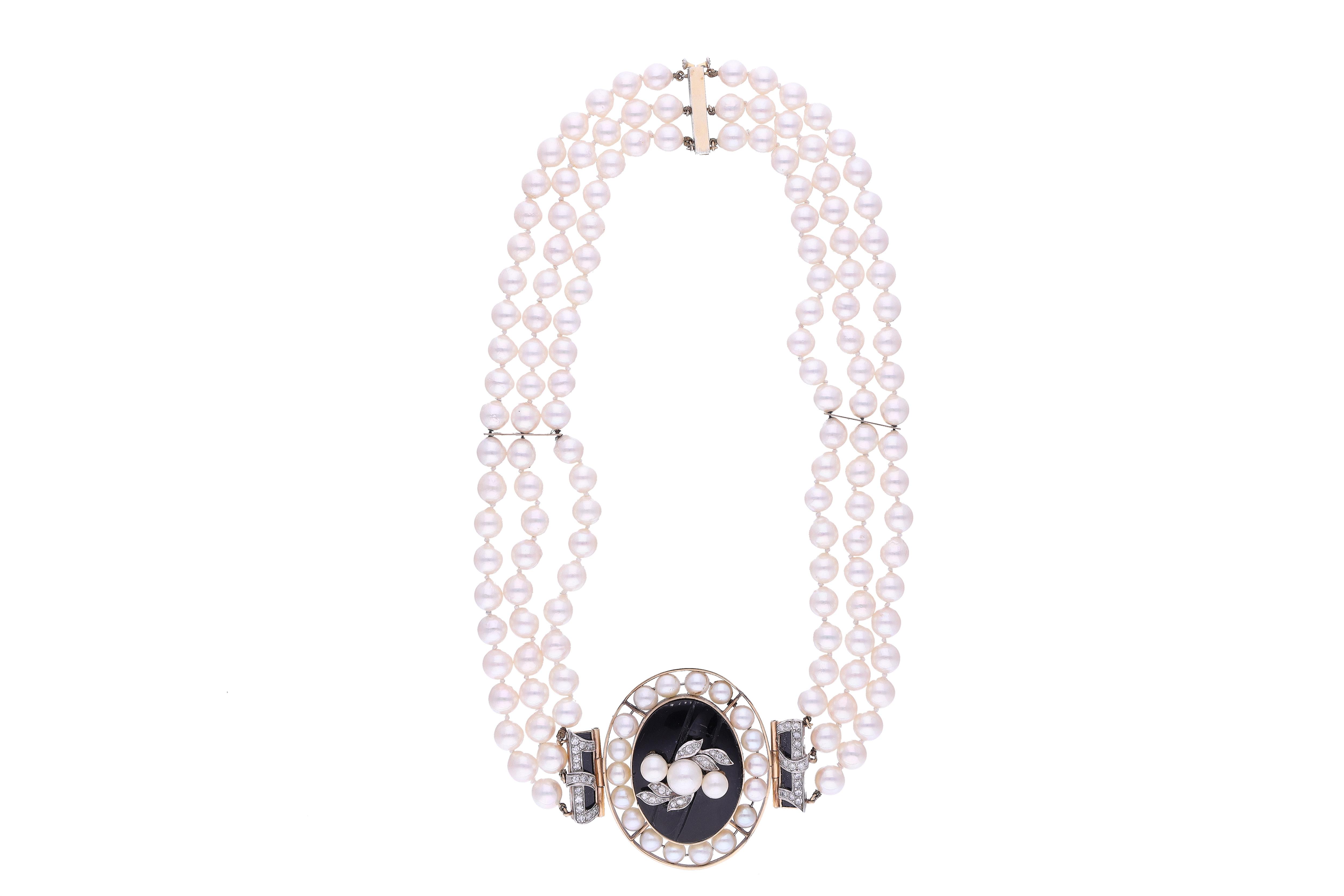 Collana di perle coltivate con diamanti, pietre ed altro materiale - Asta Preziosi