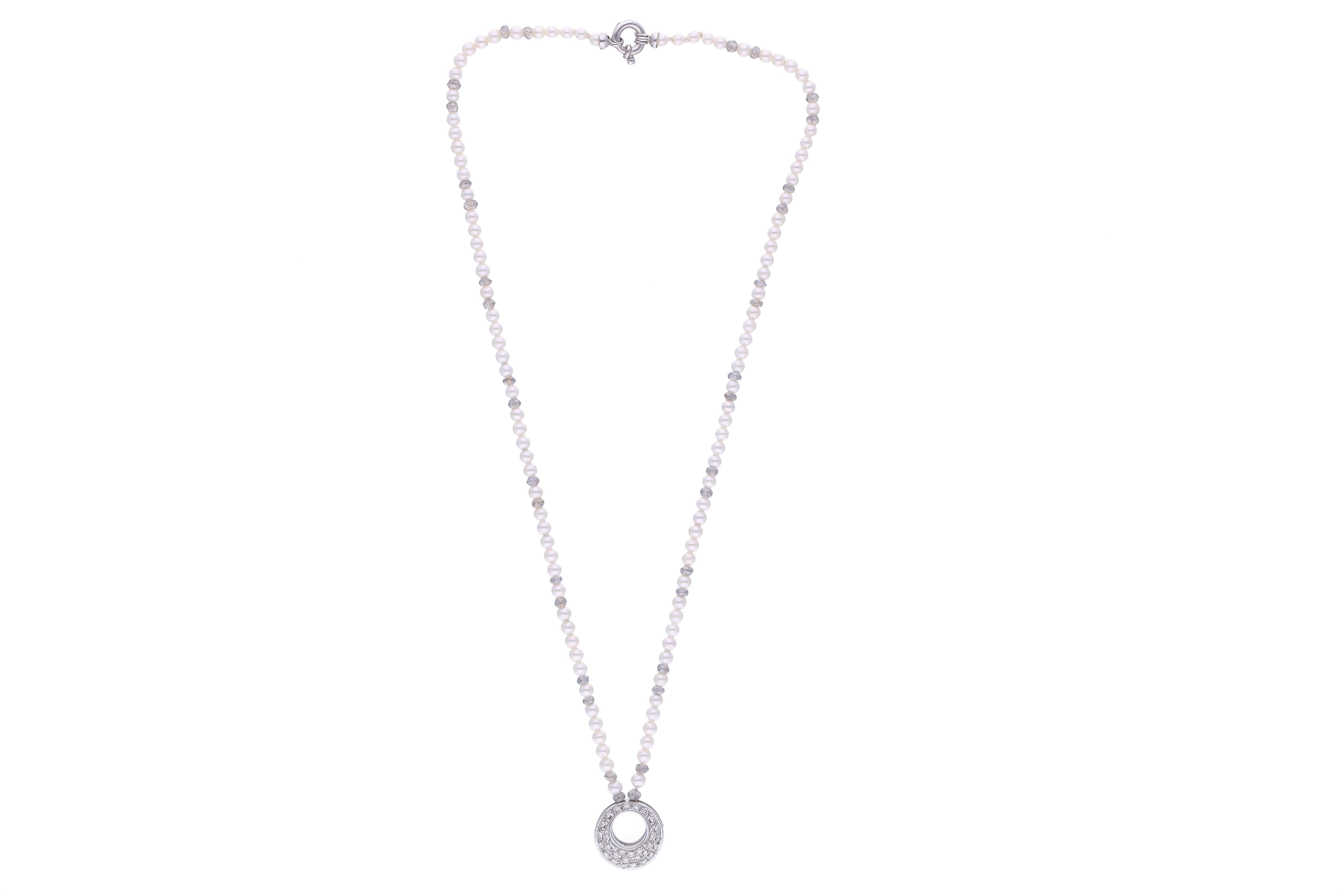 Collana con perle coltivate, diamanti e pietre - Asta Preziosi