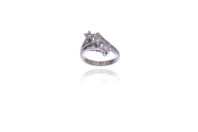 Anello con diamanti - Asta Preziosi