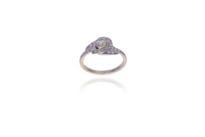 Anello con diamanti - Asta Preziosi Anello con diamanti - Asta Preziosi