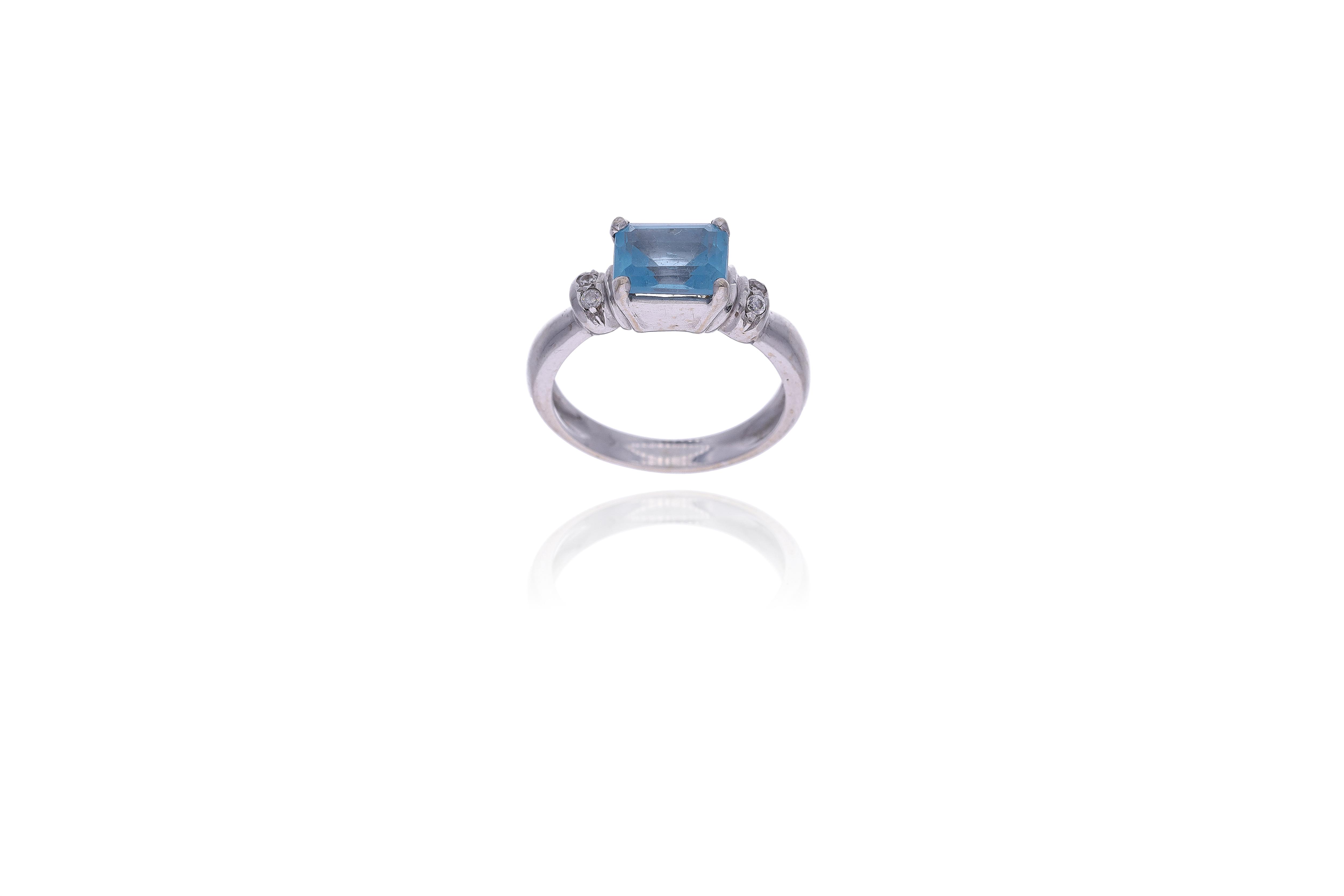 Anello con pietre - Asta Preziosi