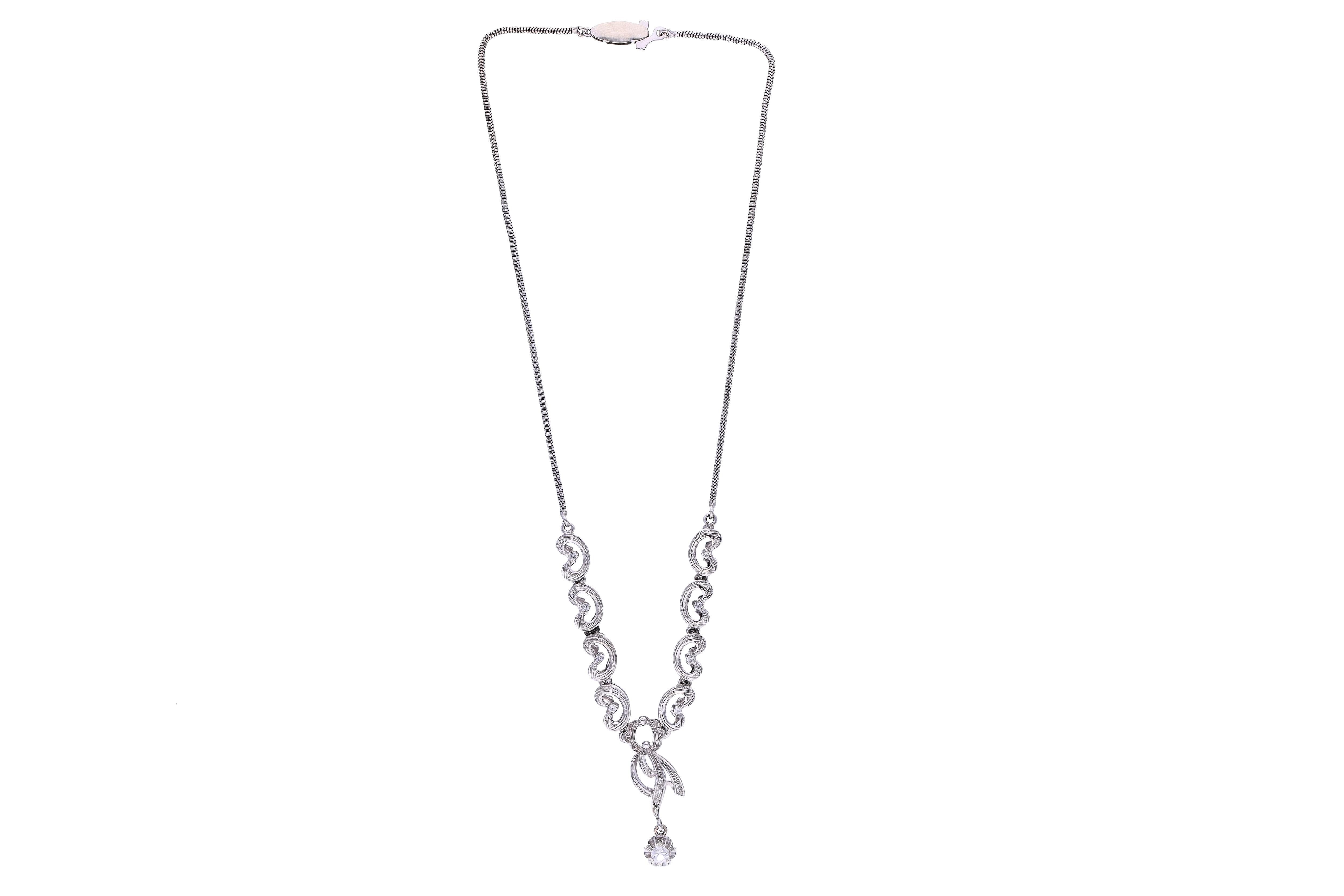 Collana con pietre - Asta Preziosi