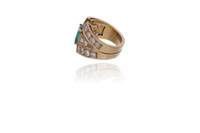 Anello con diamanti e pietra - Asta Preziosi