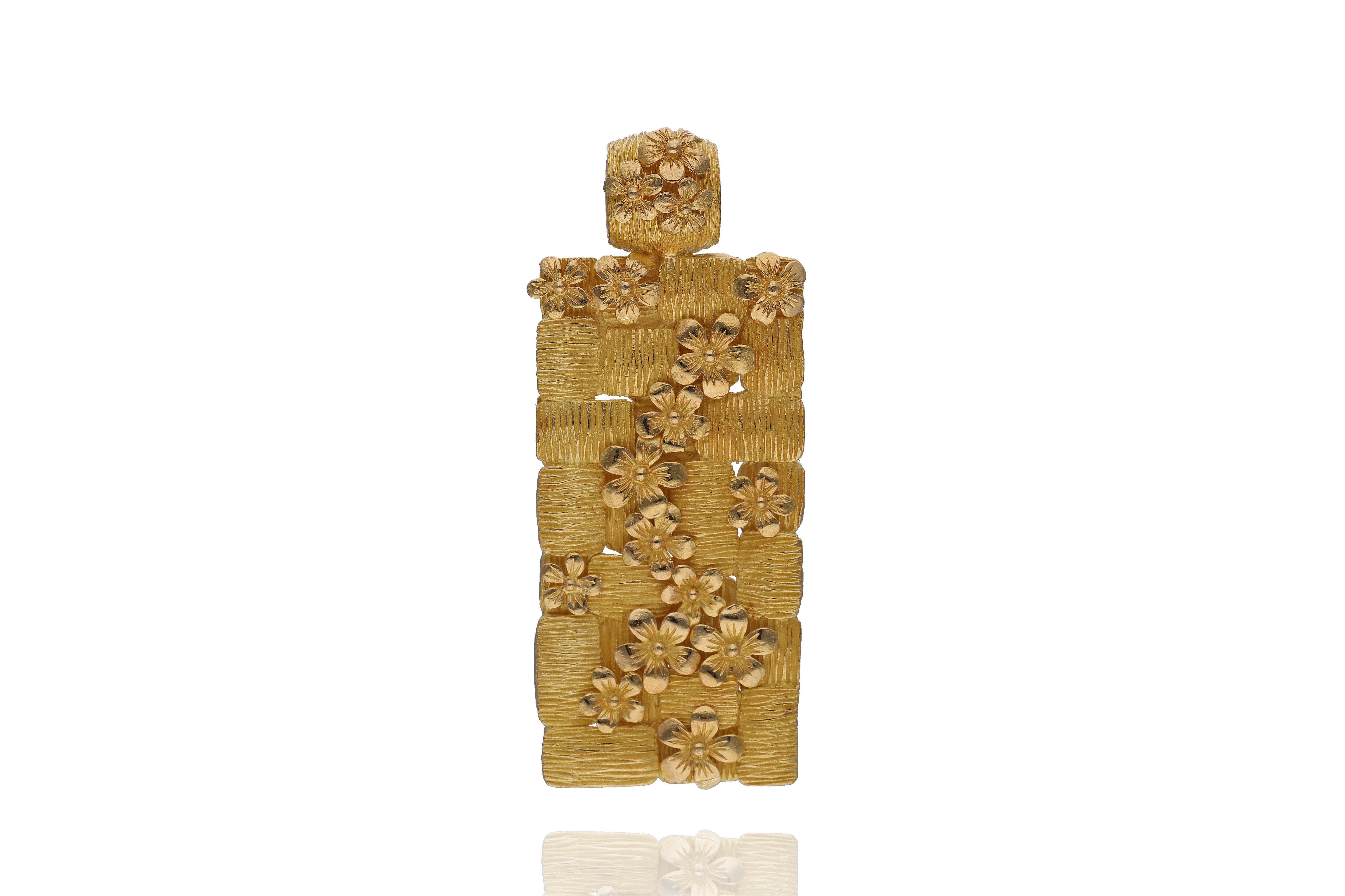 Ciondolo in oro - Asta Preziosi